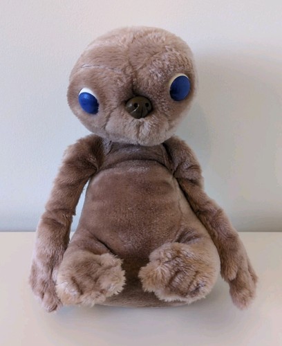 The extra terrestrial - extra,