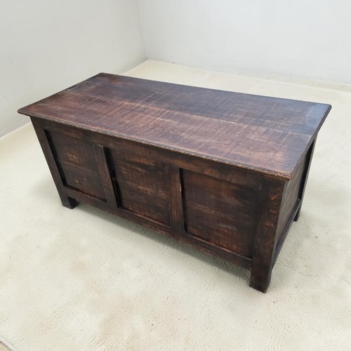 Large antique oak blanket - large,