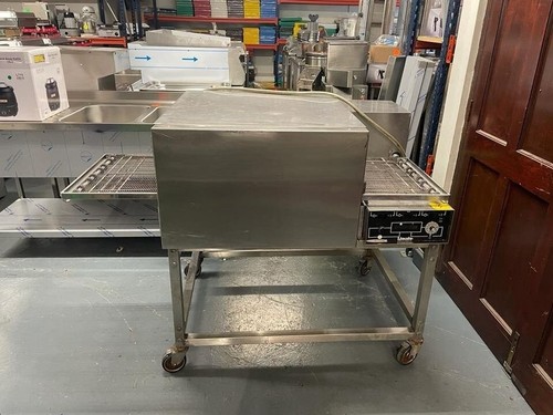 Lincoln conveyor pizza - lincoln,