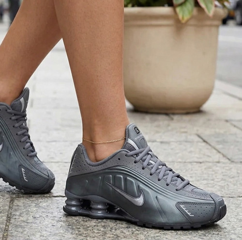 Nike shox boys girls - r4, gs