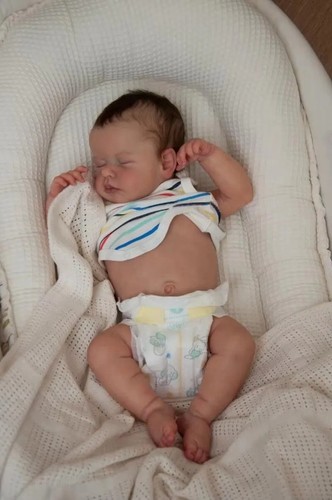 Real reborn sleeping baby - reborn,