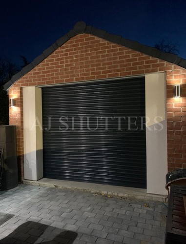 Double garage roller shutter - double,