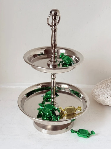 Two tier silver - two, cake
