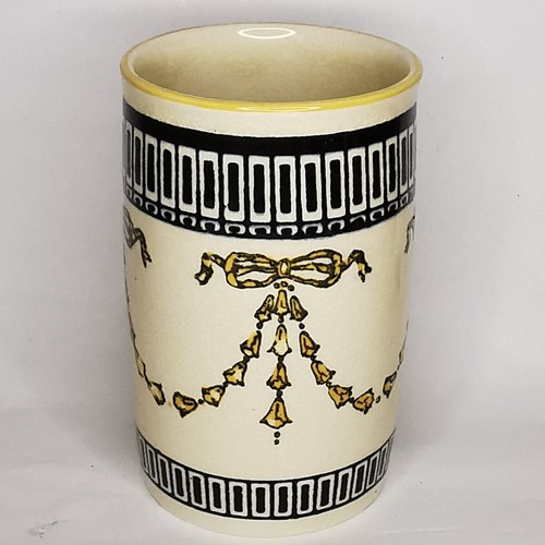 Royal doulton vase art - royal,