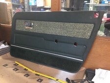 Peugeot 505 saloon 1979-1985 DOOR CARD panel upholstery  right front  door green