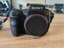 Sony Alpha A200 10.2MP Digital
