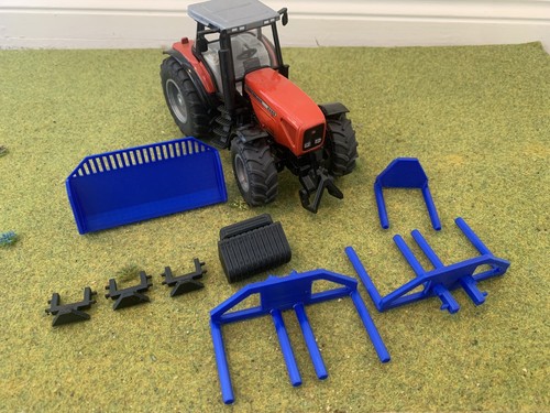 Blue farm machinery toy - 1/32,