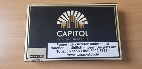 Beautiful empty wooden cigar - beautiful,