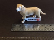 Schleich Male Labrador, Tag No 16386, Retired. Pristine
