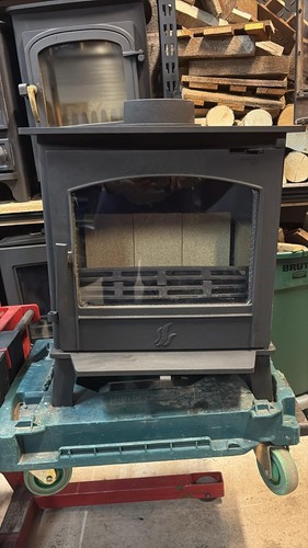 Acr earlswood stove 5kw - acr, stove,