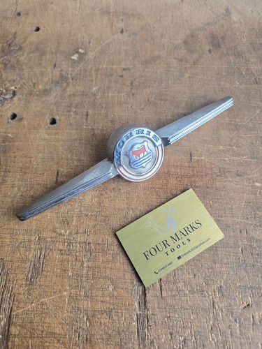 Morris chrome bonnet badge - chrome,