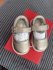 See Kai Run Lucia/Gold Size 4