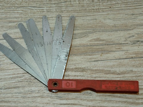 Vintage blade feeler - blade,