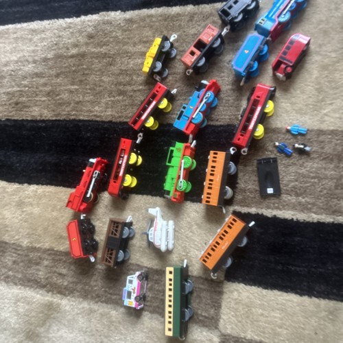 Tomy tomica world thomas - world, tank