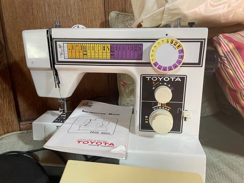 Vintage toyota 2800 sewing - 2800,
