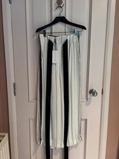 Amanda Wakeley White & Black