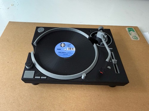Technics 1210 turntables - 1210,