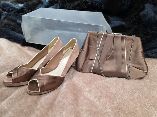 Lovely women brownsilky shoes - women,