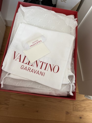 Valentino garavani trainers - valentino,
