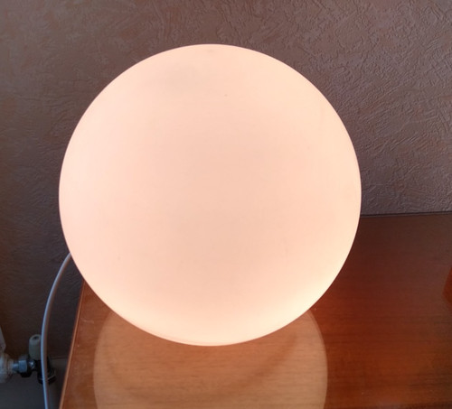 Spherical white glass table - white,