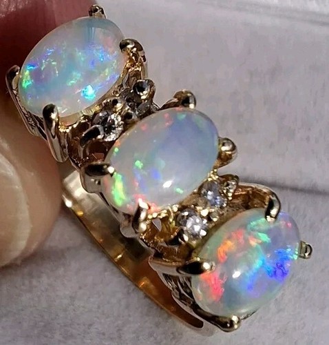14ct gold opal diamond trilogy - gold,