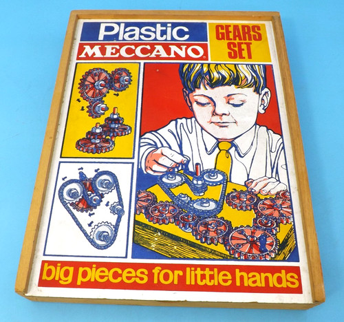 Vintage plastic meccano gears - vintage,