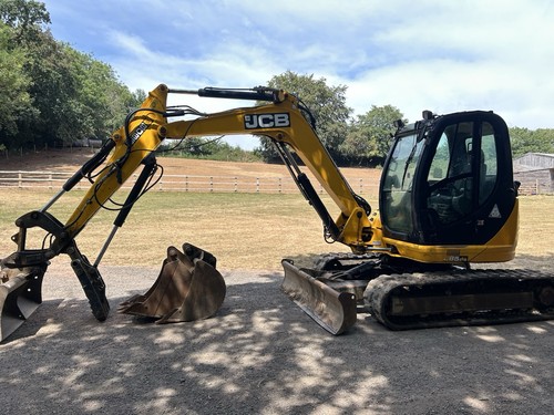 Jcb 8085 ton excavator with - 8,