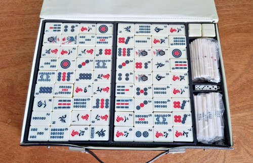 Vintage mah jong set - mah-jong, with