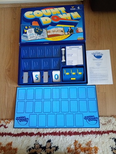 Vintage countdown board - board, game