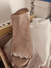 JEFFREY CAMPBELL VIRGO TAUPE  WEDGE SLIP ON OPEN TOE SANDALS SIZE 38EUR/5UK