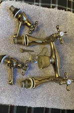 Vintage Brass Double Bath tap & 2 sink Taps Hot And Cold Plus Plug