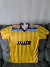 Aston Villa 1985 - 1987 Away