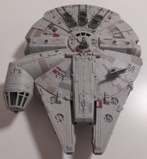 Star Wars Millennium Falcon by