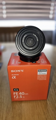 Sony 40mm 5 - fe, g