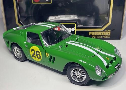 Bburago diamonds ferrari - 1:18,