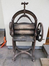 Vintage Mangle Clothes Ringer