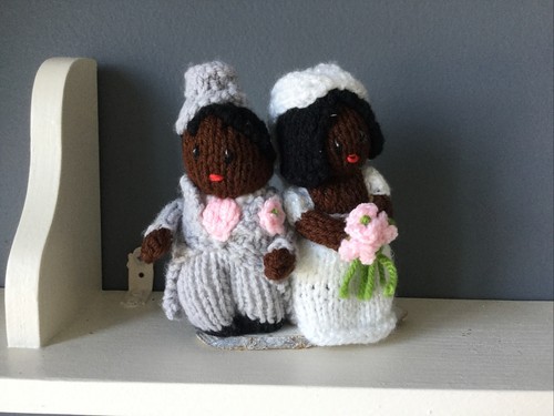 Hand knitted black bride - black,