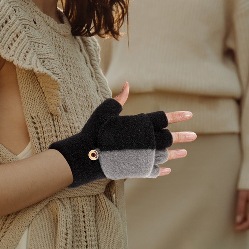 Pair warm gloves - 1,