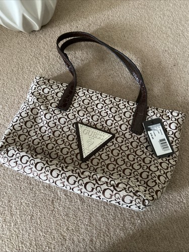 Bnwt guess claudia handbag - bnwt,