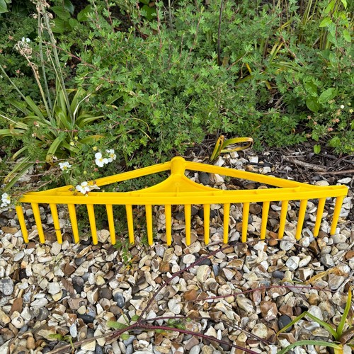 Lawn leaf plastic rake - plastic, head