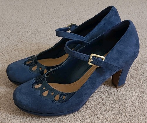Clarks womens chorus - chorus, music