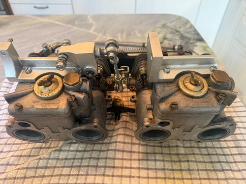 Twin weber dcoe 151 carbs - dcoe,