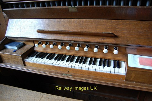 Photo church organ console - church,