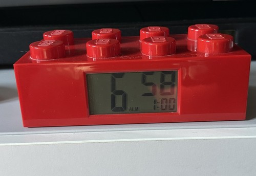 Lego brick digital - digital, alarm