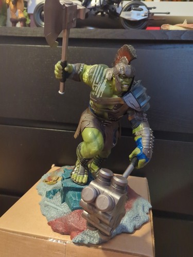 Diamond select marvel gallery - select,