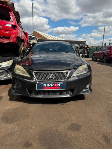 Lexus is200d sport - is200d, f
