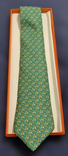 New unused hermes neck - new,