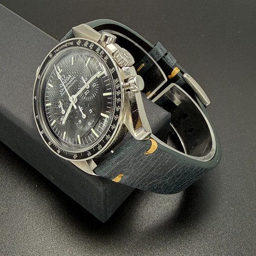 Grey vintage leather watch - leather,