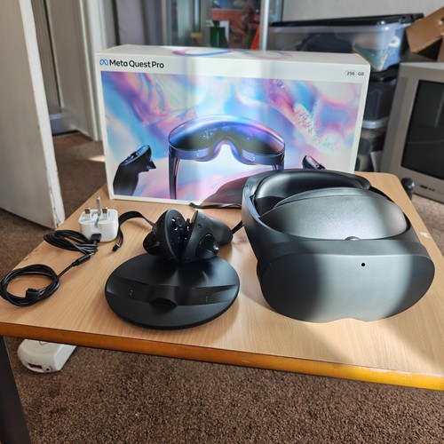 Boxed meta quest pro - pro, vr