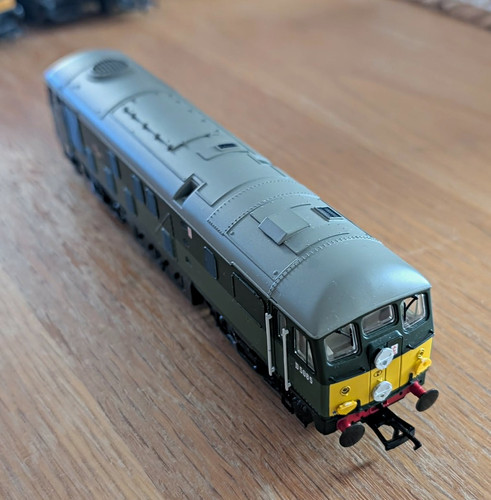 Bachmann 427 class 24 - oo, 32-427